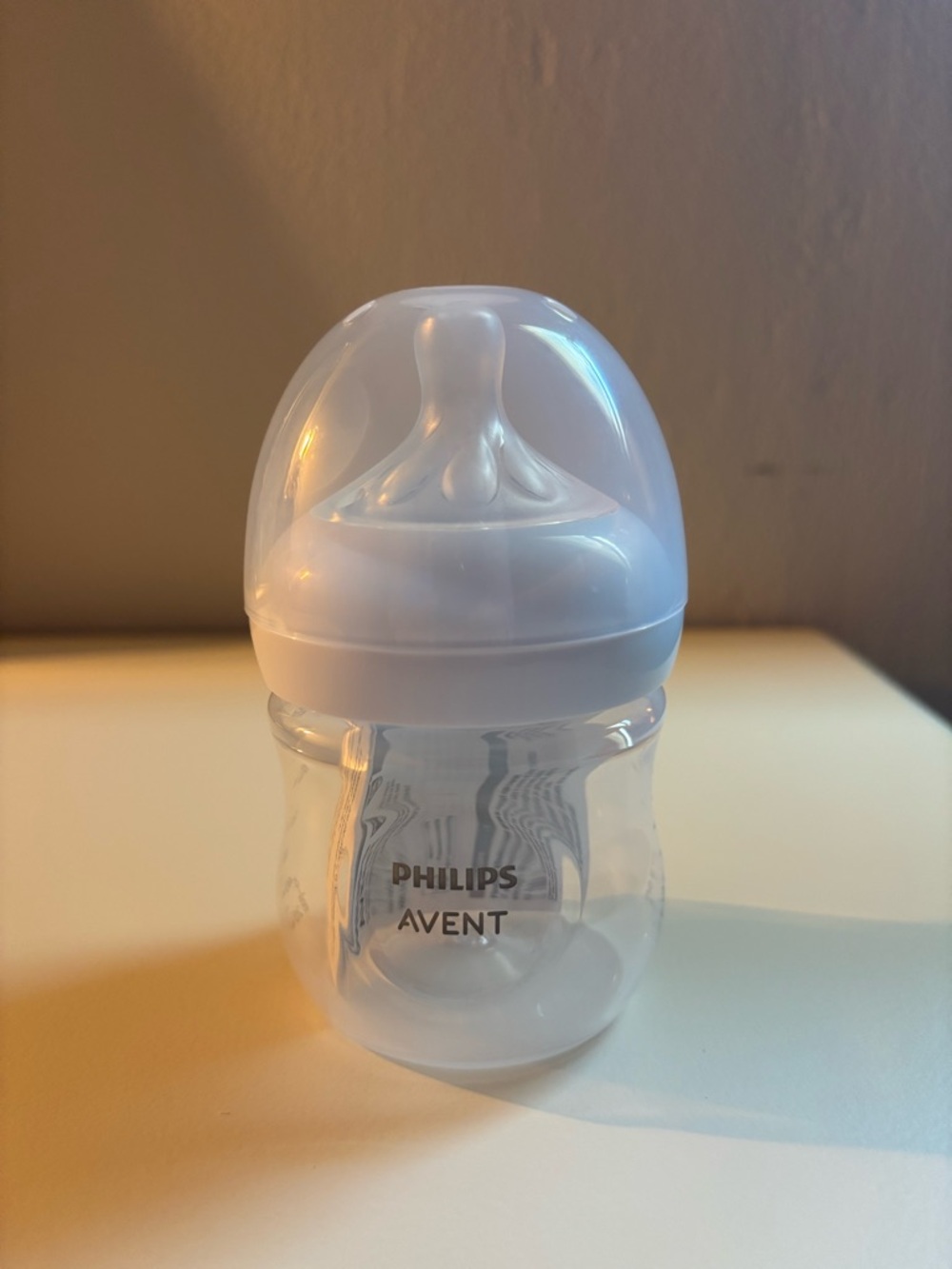 Philips Avent White Baby Bottle - Clear